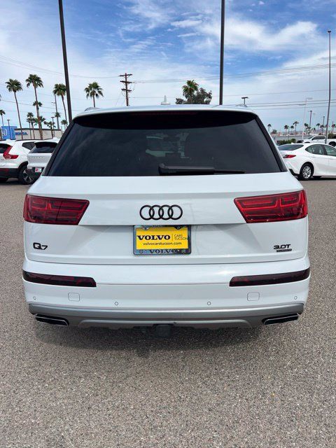 Used 2018 Audi Q7 3.0T Prestige w/ Prestige Package AWD/4WD image 4