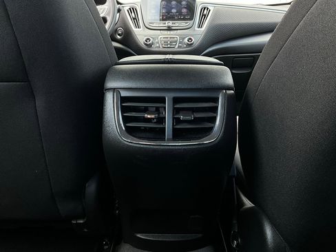 Used 2024 Chevrolet Malibu LT image 13