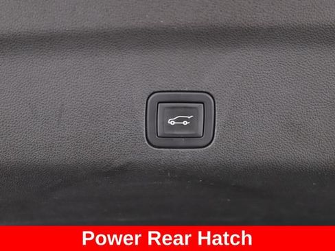 Used 2023 GMC Yukon Denali Ultimate w/ LPO, Floor Liner Package AWD/4WD image 34