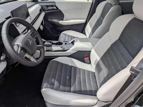 New 2026 Mitsubishi Outlander SE AWD/4WD image 15