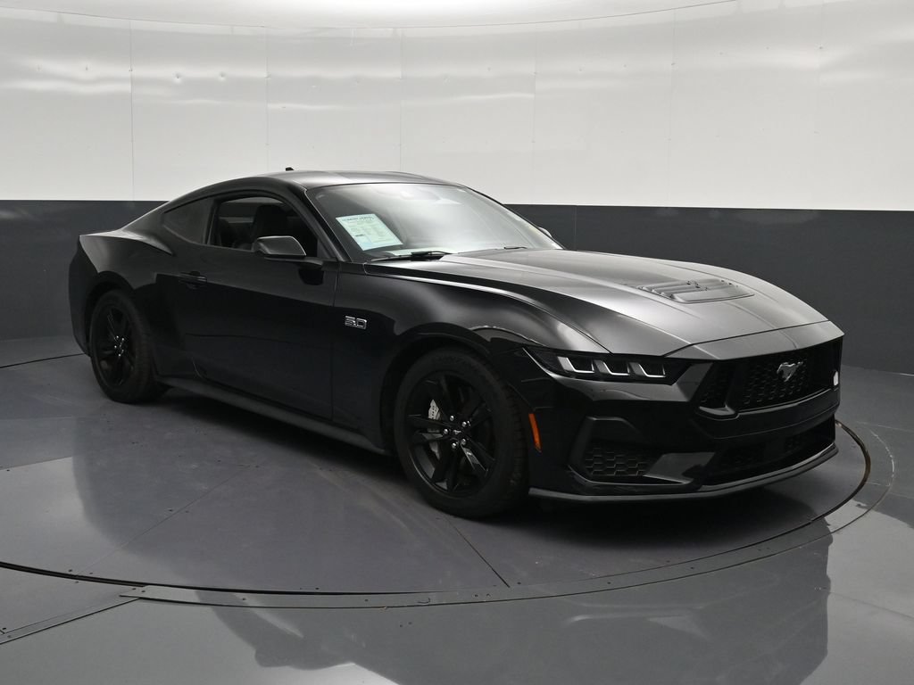 Used 2024 Ford Mustang GT RWD image 5