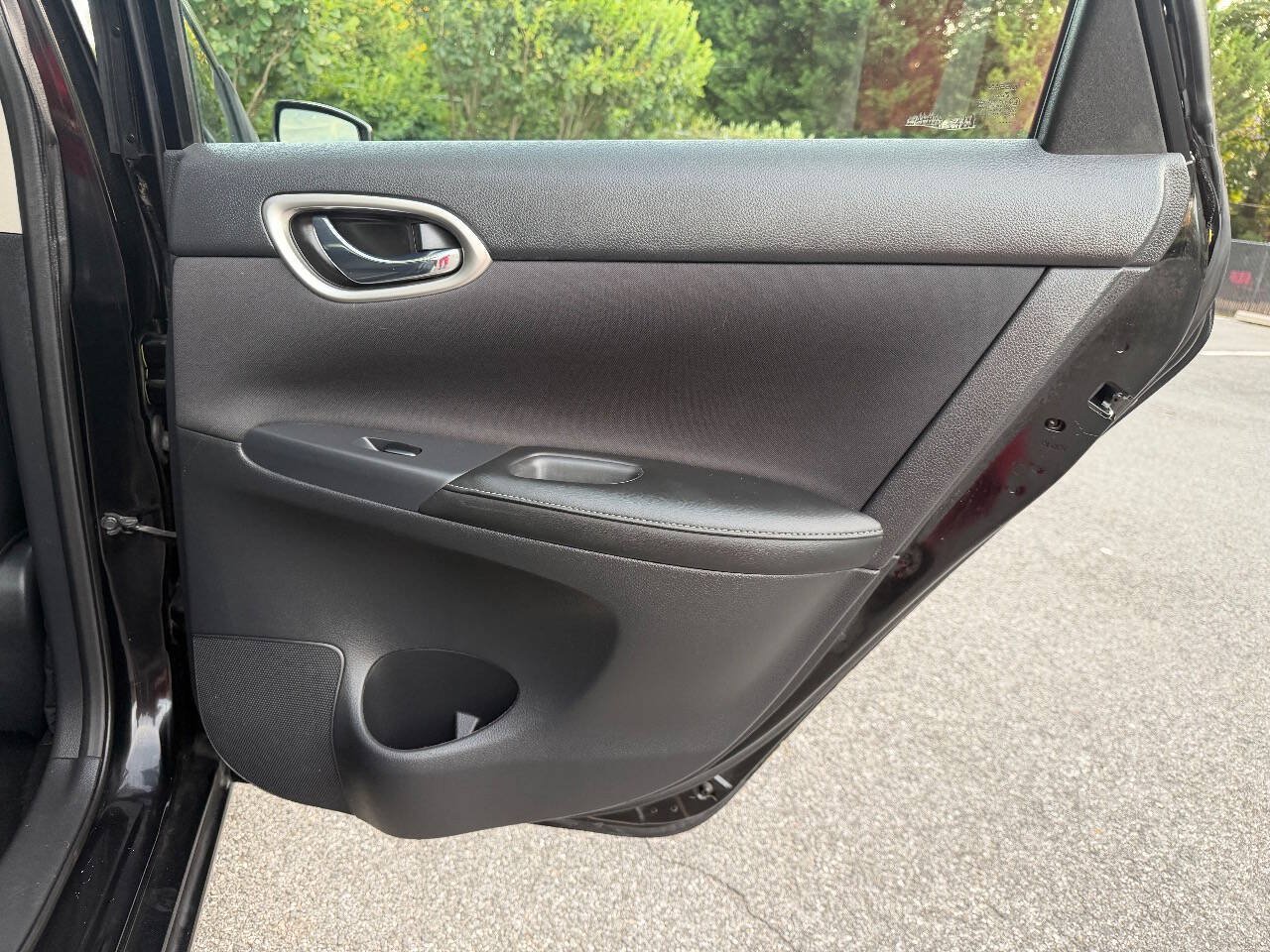 Used 2017 Nissan Sentra SV FWD image 16