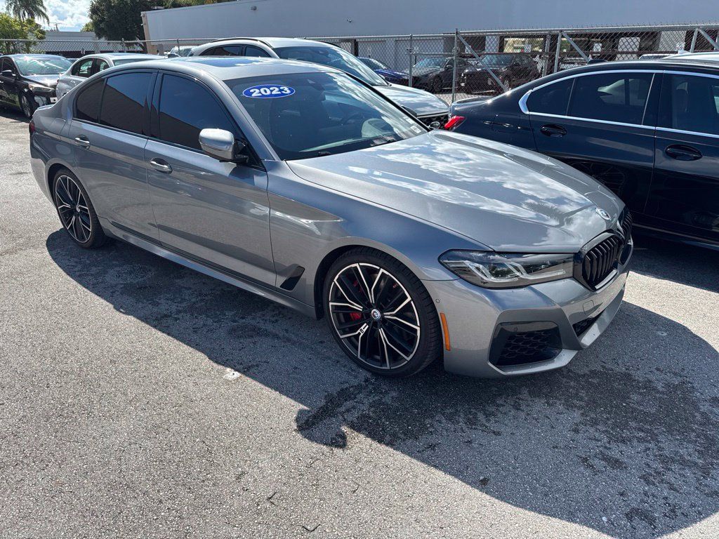 Used 2023 BMW M550i xDrive w/ Executive Package AWD/4WD image 15