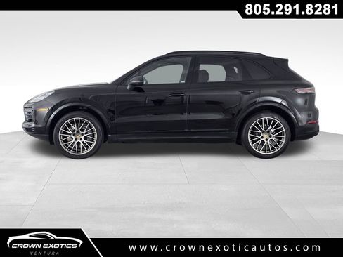 Used 2022 Porsche Cayenne Platinum Edition AWD/4WD image 4