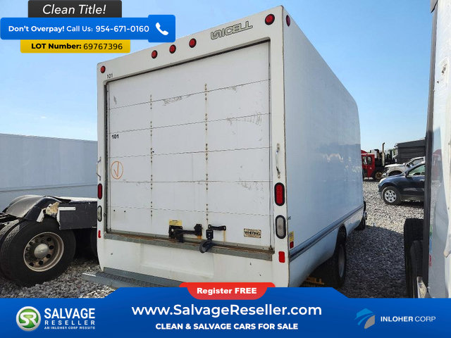 Used 2016 GMC Savana 3500 RWD image 4