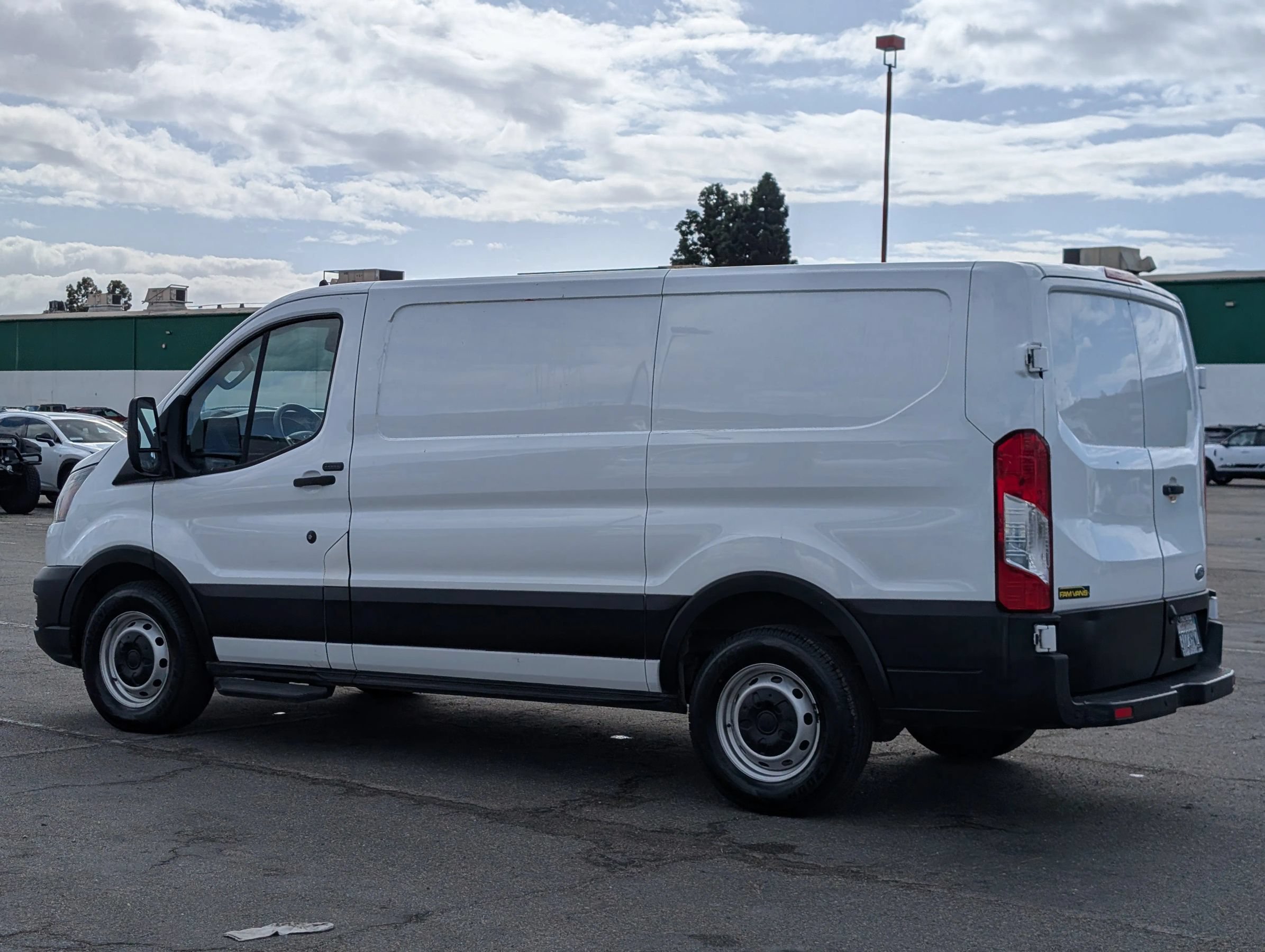 Used 2020 Ford Transit 150 Low Roof w/ Load Area Protection Package RWD image 5