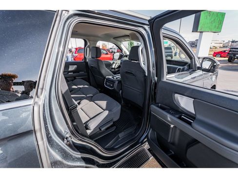 New 2026 Ford Expedition Active image 24