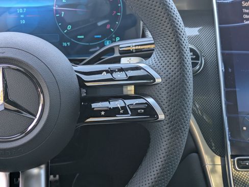 New 2026 Mercedes-Benz GLC 300 image 18