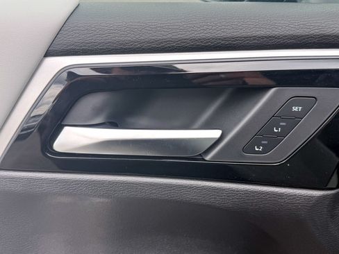 New 2025 Mitsubishi Outlander SEL AWD/4WD image 16