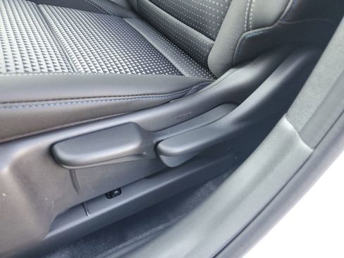 New 2026 Chevrolet Trax LT image 21