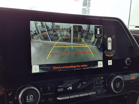 New 2026 Toyota Highlander Limited AWD/4WD image 12