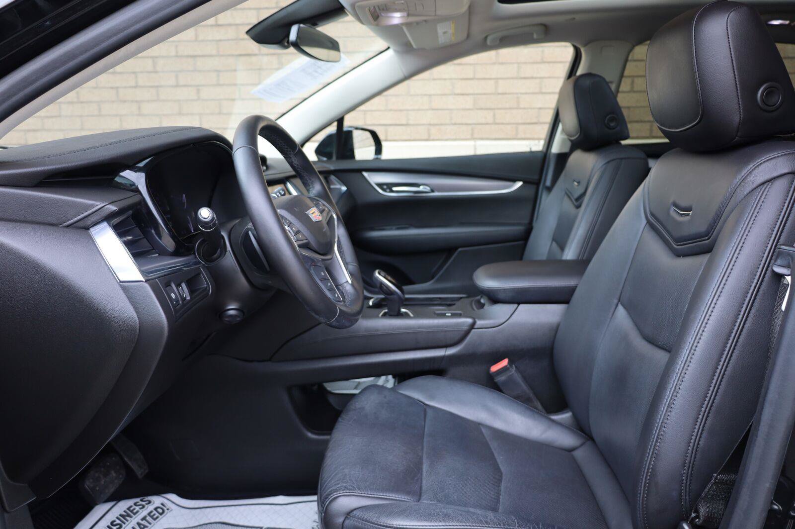 Used 2019 Cadillac XT5 Luxury FWD image 17
