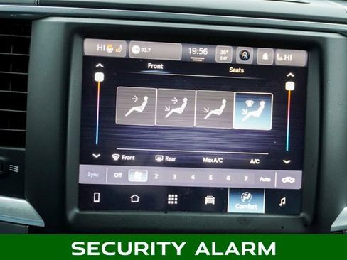 Used 2022 RAM 1500 Classic SLT w/ Electronics Convenience Group image 14