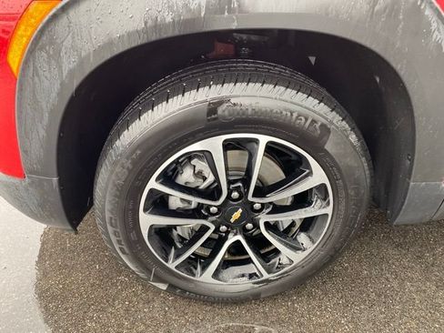 Used 2026 Chevrolet TrailBlazer LT w/ Convenience Package AWD/4WD image 26