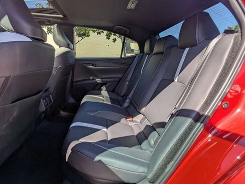 Used 2026 Toyota Camry SE w/ Convenience Package image 19