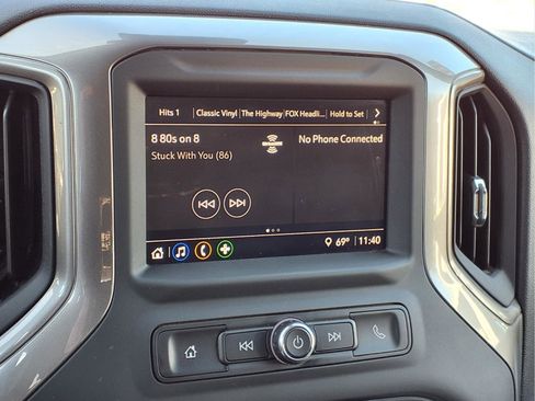 Used 2024 GMC Sierra 2500 Pro image 8