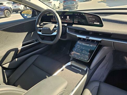 Used 2025 Lucid Air Touring AWD/4WD image 11