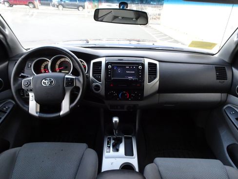 Used 2015 Toyota Tacoma 4x4 Double Cab image 15