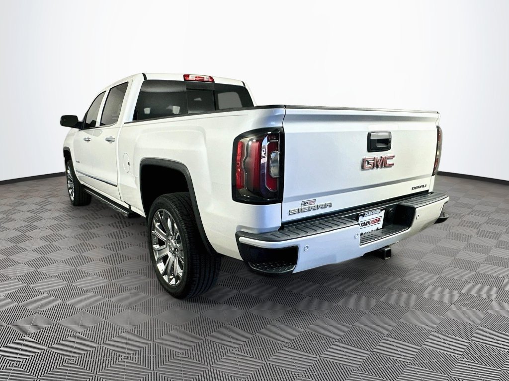 Used 2018 GMC Sierra 1500 Denali w/ Denali Ultimate Package AWD/4WD image 9