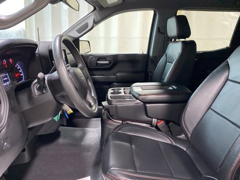 Used 2021 Chevrolet Silverado 1500 Custom Trail Boss image 2