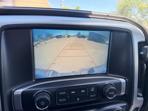 Used 2018 GMC Sierra 1500 SLT AWD/4WD image 22