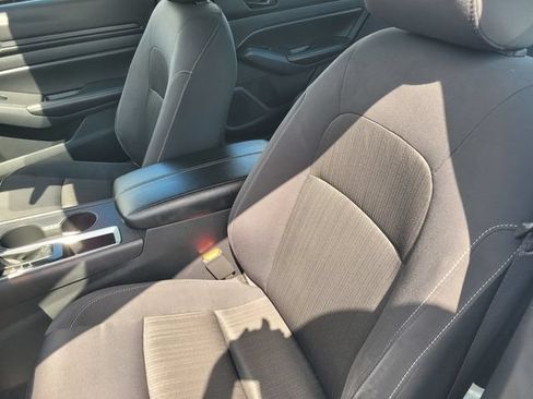 Certified 2025 Nissan Altima 2.5 SV FWD image 13