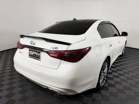 Used 2019 INFINITI Q50 Luxe w/ Essential Package (3.0T Luxe) AWD/4WD image 9