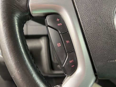 Used 2012 GMC Acadia SLT image 16