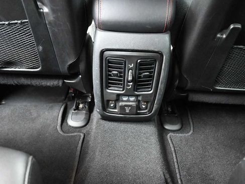 Used 2023 Dodge Durango GT AWD/4WD image 13