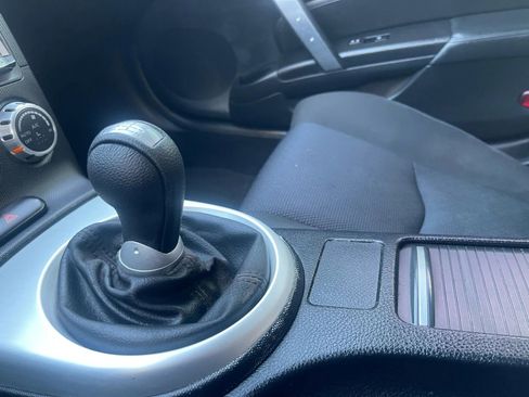 Used 2008 Nissan 350Z Coupe w/ Cargo Convenience Pkg image 23