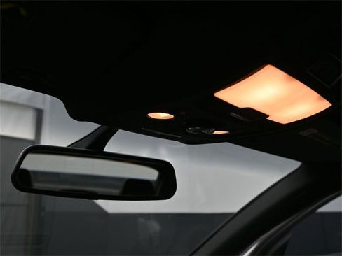 Used 2016 Audi A4 2.0T Premium w/ Convenience Plus Package image 9