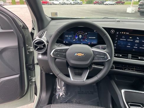 New 2026 Chevrolet Equinox LT w/ Safety and Technology Package image 23