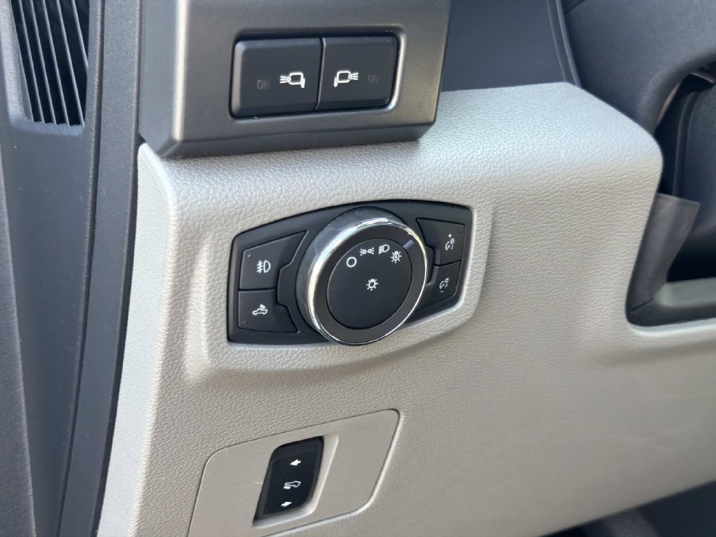 Used 2022 Ford F350 XLT w/ XLT Value Package AWD/4WD image 24