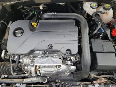 Used 2024 Chevrolet Malibu LT image 30