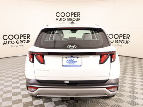 Certified 2025 Hyundai Tucson SE image 20