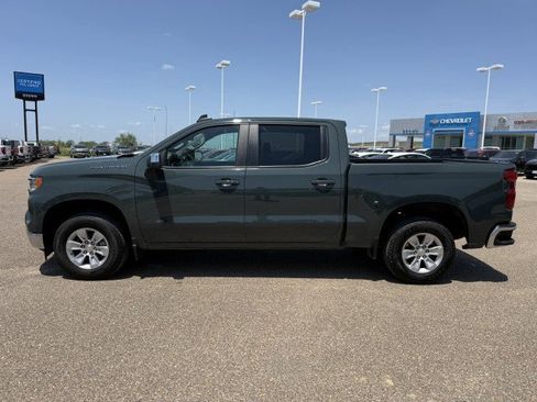 Used 2025 Chevrolet Silverado 1500 LT AWD/4WD image 6