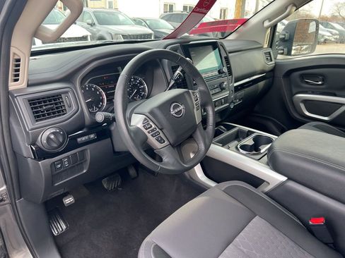 Certified 2024 Nissan Titan SV w/ SV Convenience Package image 6
