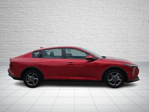 Used 2025 Kia K4 FWD image 5