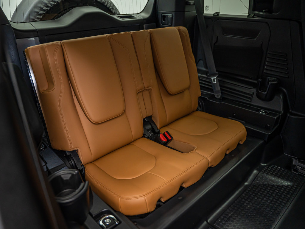 Used 2023 Land Rover Defender 110 S AWD/4WD image 50