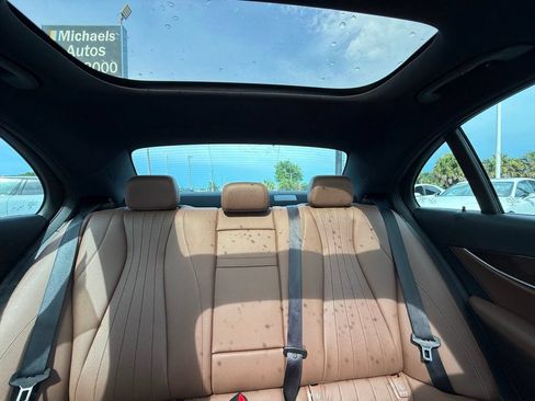 Used 2019 Mercedes-Benz E 300 image 20