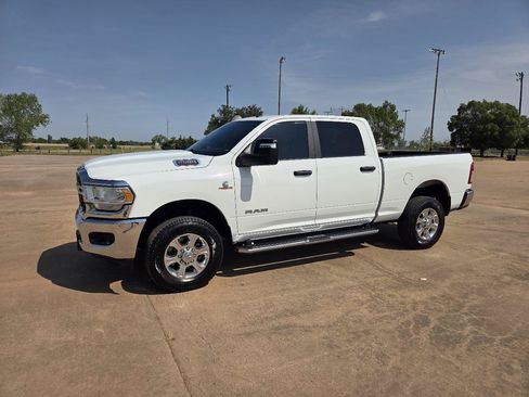 Used 2024 RAM 2500 Big Horn w/ Off Road Package AWD/4WD image 2