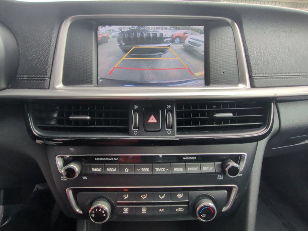 Used 2019 Kia Optima LX FWD image 18