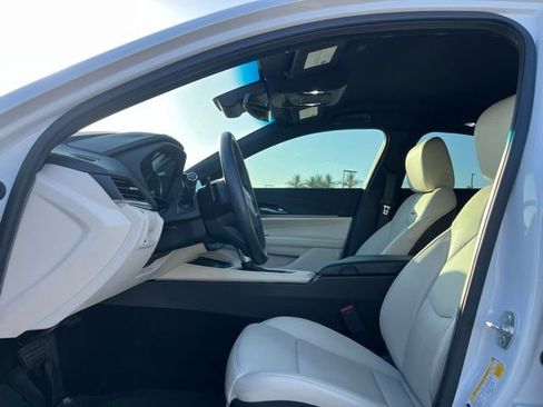 Used 2025 Cadillac CT4 Premium Luxury RWD image 18