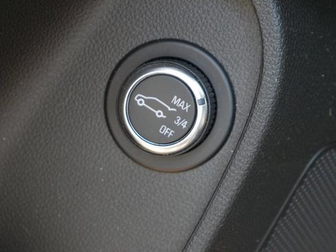 Used 2025 Buick Envista Sport Touring w/ Experience Buick Package FWD image 20