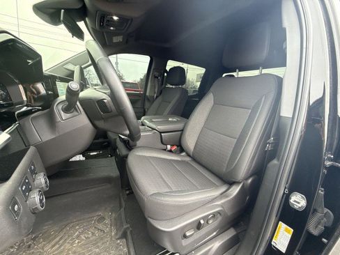 Used 2025 Chevrolet Silverado 1500 LT Trail Boss image 13