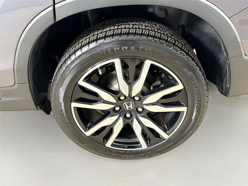 Used 2021 Honda Pilot Touring image 32