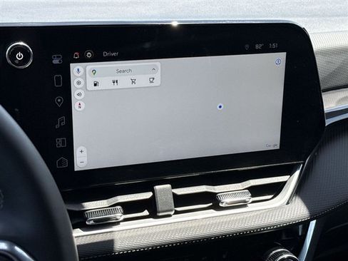 Certified 2025 Chevrolet Equinox LT w/ Safety and Technology Package FWD image 18