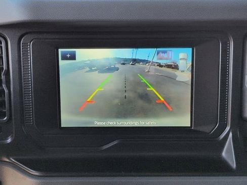 Used 2022 Ford Bronco Black Diamond image 12