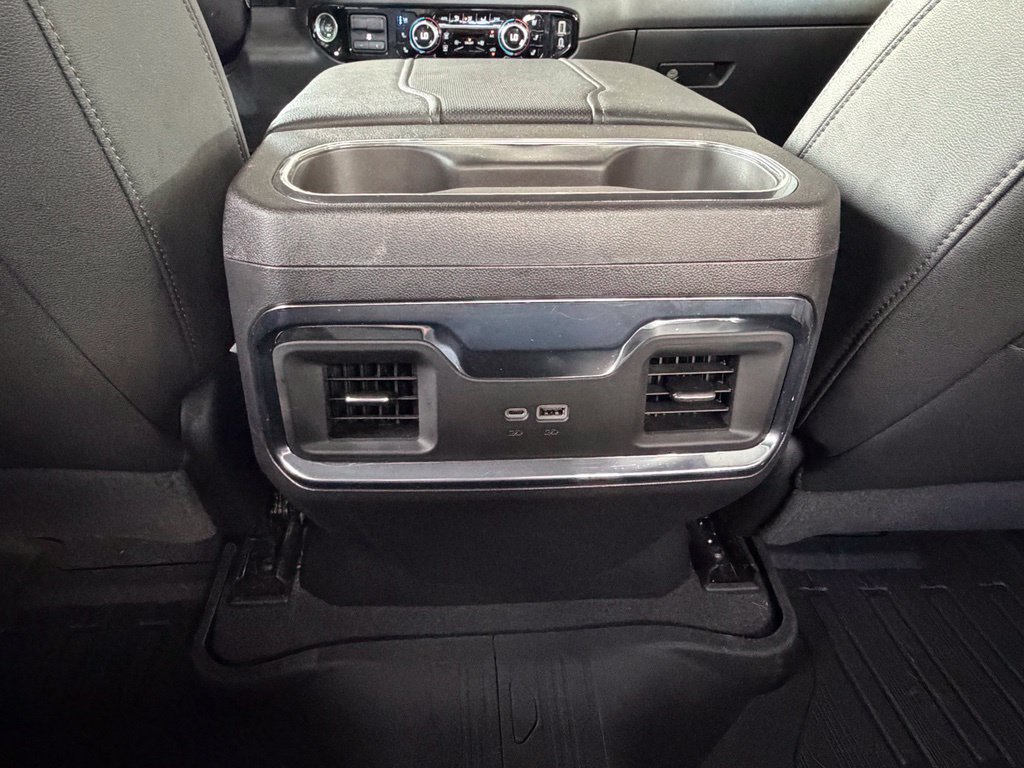 Used 2024 GMC Sierra 1500 SLT AWD/4WD image 32