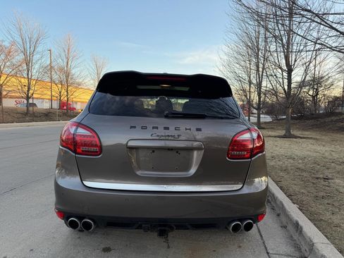 Used 2011 Porsche Cayenne S AWD/4WD image 24